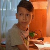 Анамды емдеуге көмектесіңіздерші: Оқушының жан тебірентер жазбасы жұрттың жүрегін елжіретті