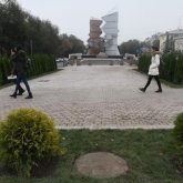 Алматыда «Тәуелсіздік таңы» монументінің алды абаттандырылды