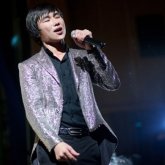 Семейлік әйел Қайрат Нұртастың пиджагын 550 мыңға сатпақ