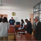 Шымкентте өз әйелін пышақтап өлтірген экс-прокурорға сот үкімі оқылды