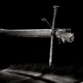 Басына абайсызда шеге кіріп кеткен ер адам тірі қалды