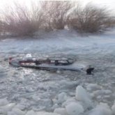 Астана тұрғынының жол талғамайтын көлігі Қостанай облысында мұзға түсіп кетті