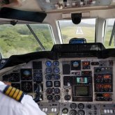 Пилот поссорился с женой и врезался в свой дом на самолете