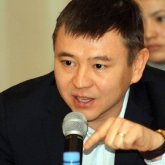 «Этноаул емес – Қазақ ауылы»: Мұхтар Тайжан құлдық санадан арылуға шақырды