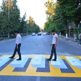 Шымкентте 3D форматындағы жаяу жүргінші жолы салынды