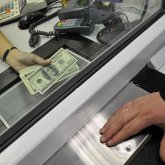 Қарағанды тұрғыны ақша айырбастау пункінде істейтін сүйіктісін тонап кетті