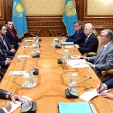 Тоқаев АҚШ конгрессмендерін қабылдады