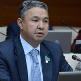 «Дұрыс емес»: Азат Перуашев Божкоға ескерту жасады