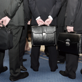 Ақша жинаумен айналысқан аудан әкімінің орынбасары тапсырма жоғарыдан берілгенін айтып қойды