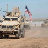 Күрдтер АҚШ әскеріне қызанақ пен тас лақтырды (ВИДЕО)