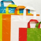 «Тегін беруге болар еді»: полигондарда пластиктерді көмуге тыйым салынған