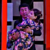 «Түнімен ойлайтынмын»: ерекше келіншекке үйленген еркек жұртты таң қалдырды