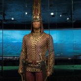 Алтын Адам - Афинада