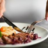 Кеш тамақтанатын әйелдер қандай ауруға шалдығады?