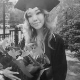 «Кездейсоқ қайтыс болуы мүмкін емес»: өзін-өзі өлтірмекші болған жігіт экс-сүйіктісінің өлімі үшін сотқа тартылды