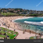 «Бұл жақта үлкен кісі немесе бала деп бөлмейді» - австралиялыққа тұрмысқа шыққан қазақ қызы