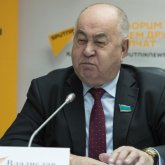 «Олай жасамаймын»: жиналыс кезінде «ұйықтап қалған» Владислав Косарев жауап беруге дайын