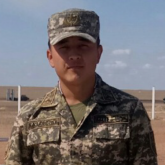 «Абдырап қалдық»: әскери бөлімнен қашқан сарбаздың ауылдастары оның қылмыс жасағанына сенбейді