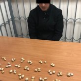 Ақтауда құны 50 млн теңге болатын героинді асқазанына жасырып өтпек болғандар ұсталды