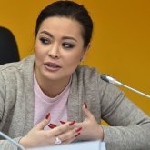 Ділназ Ахмадиева тұңғышын дүниеге әкелді (ФОТО)