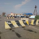 Бентли жүргізушісі блок-бекетті кесіп өткенін ВИДЕОға түсіріп алған