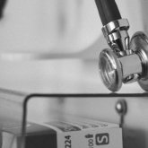 Сот Шымкентте медбикені зорлаған дәрігерге үкім шығарды