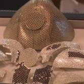 Қытайлық бизнесмен әлемдегі ең қымбат бетперде жасатып жатыр