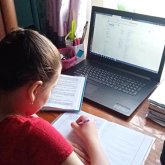 «Сорақылық қой!»: қашықтан оқыту кезінде тағы да порнографиялық бейнежазба қосылды