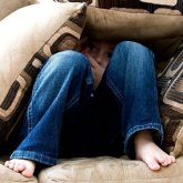 «Бұтымды шешіп, артымнан істеді»: Жамбыл облысында 5 жасар баланы жеткіншектер жабылып зорлап кетті (ВИДЕО)