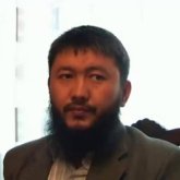 Қоғам белсенділері Мұхамеджан Тазабектің «Тәлім-тренд» бағдарламасын жабуды талап етіп жатыр