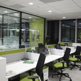 Маман кеңседе коронавирустың таралуына ықпал ететін қауіпті затты атады