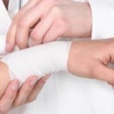 Павлодар облысында қолы үсіп қалған 1 жасар бала ауруханаға жеткізілді