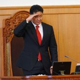 Моңғолия үкіметі жаңа босанған ананың коронавирус жұқтыруына байланысты отставкаға кетті