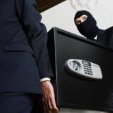 Көкшетау тұрғыны сейфтегі ақшасының ұрланғаны туралы хабарлады