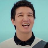 Айқын әйгілі «Гарри Поттер» кітабын қазақ тілге аударғандарға наразы (ВИДЕО)