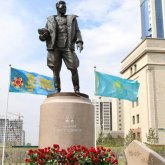 Елордада Талғат Бигелдиновтің  ескерткіші ашылды
