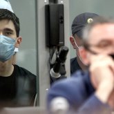 «Ұлымнан бас тартпаймын»: Қазандағы қанды оқиғадан кейін Ильназдың әкесі отбасындағы жағдай туралы айтты