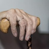 «Жайбарақат қарайтынмын»: 98 жастағы әжей ұзақ өмір сүрудің құпиясымен бөлісті