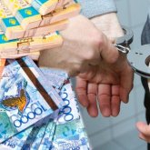 Арыста шенеунік 160 млн теңге әлеуметтік көмекті туыстарына таратып берген
