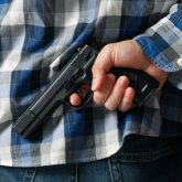 Елордада ер адам ойыншық тапаншамен ломбард тонап кетті