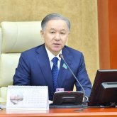 Мәжіліс төрағасы Парламент палаталарының бірлескен отырысын шақыру туралы өкімге қол қойды