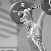 «Ол адам емес, ол спорттан кетуі керек»: Альберт Линдердің інісі ағасының қазасынан соң жанайқайын айтты