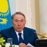 Назарбаев Саяси кеңестің кеңейтілген отырысын шақыру туралы қаулыға қол қойды
