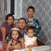 «Мұсылманмын, жүрегімде иманым бар»: 42 жастағы неміс азаматы қазақ әйеліне үйленіп, дәстүрлерді ұстанады