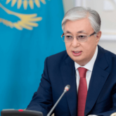 Президент: Қазақстан атынан шетелде қызмет істеп жүрген мамандар алдымен мемлекеттік тілді білуі керек