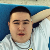 Иманбек АЭС-ке барып, жаңа трегіне атом дыбысын жазды