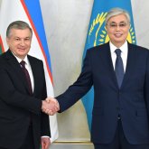 Тоқаев Ақордада Өзбекстан президентімен кездесті