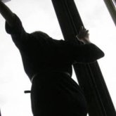 Тағы бір алматылық келіншек 5 қабаттан секіріп кетті