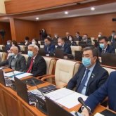 «Бұған дейін мен мұндай айлық алған емеспін» - мәжіліс депутаты