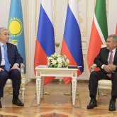 «Айтсам, ұят…»: Тоқаев Қазанда таза қазақ тілінде сөйледі (ВИДЕО)